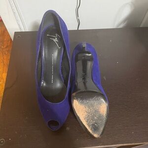Vintage Retro Giuseppe Zanotti Women's Blue Peep Toe Heels